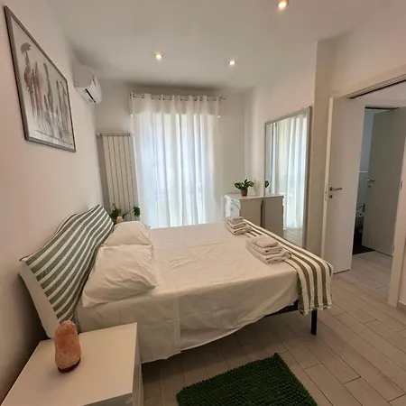 Casa Pineta & Mare Nyaraló